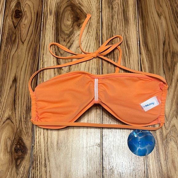 NWT DECREE BIKINI TOP - Picture 2 of 5